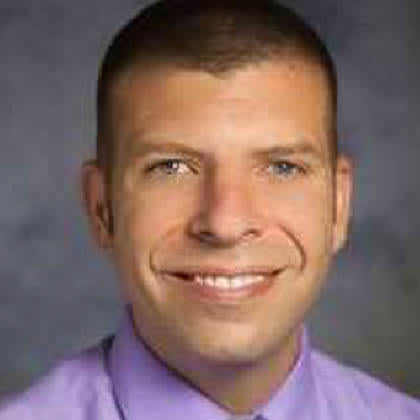 Jason Domagalski Headshot
