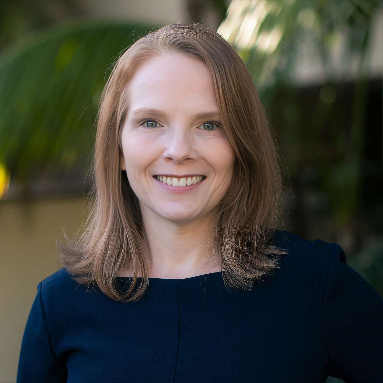 Headshot of Julie Riley